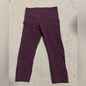 Lululemon pace rival size 4